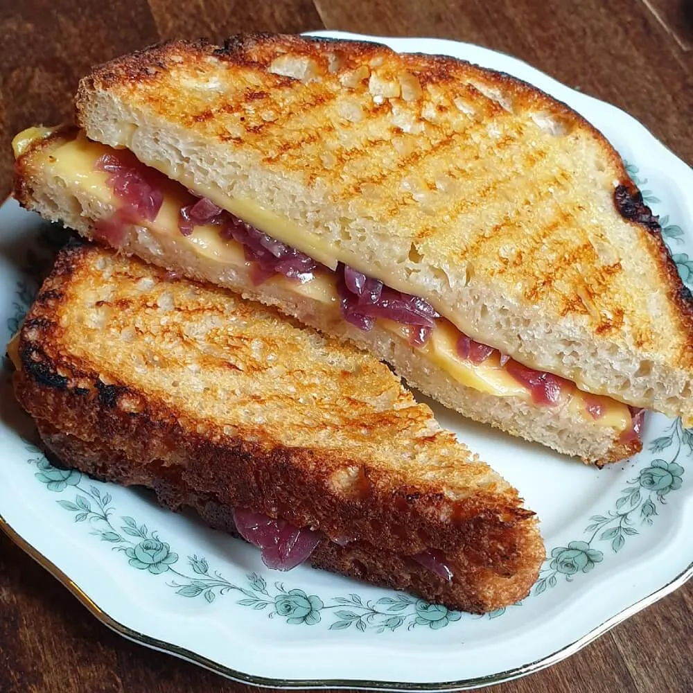 Veganes Grilled Cheese im Kandie Shop