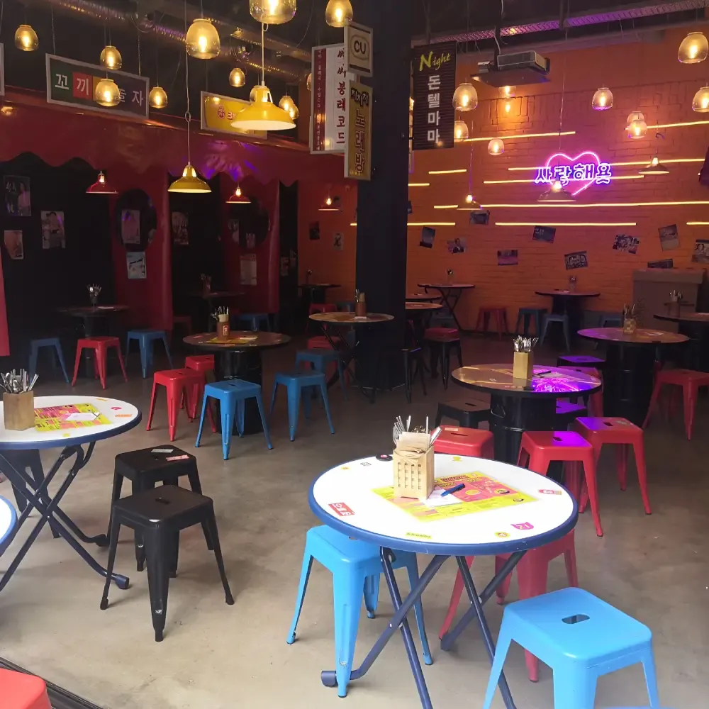 Blick in den Innenraum von Kkokki loves vegan