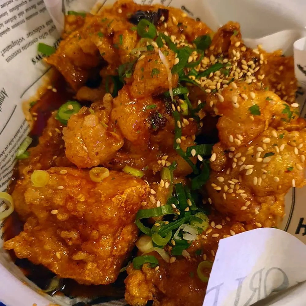 Veganes Korean Chicken bei Kkokki loves vegan