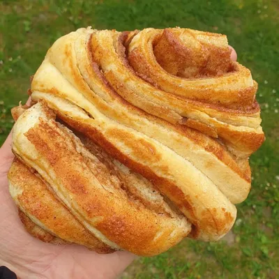 Veganes Franzbrötchen aus der Rettungsbrot Bäckerei