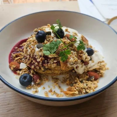 Vegane Pancakes mit Mohn im Special Connection